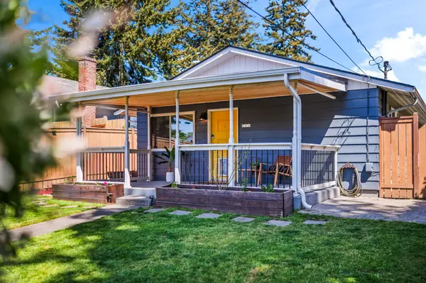 Proctor Proximity without Proctor Pricing. You'll Love This North Tacoma Opportunity!,Lindsay Jackman