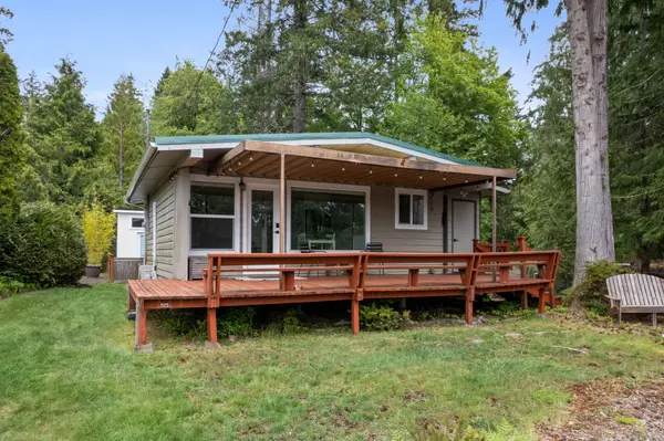 Welcome to Your Lost Lake Getaway