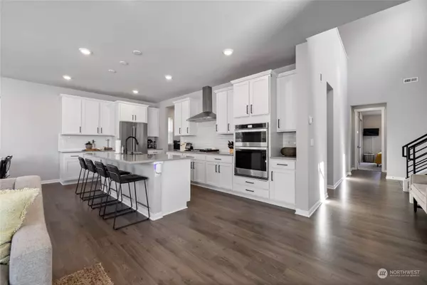 4682 Hibiscus CIR SW, Port Orchard, WA 98367