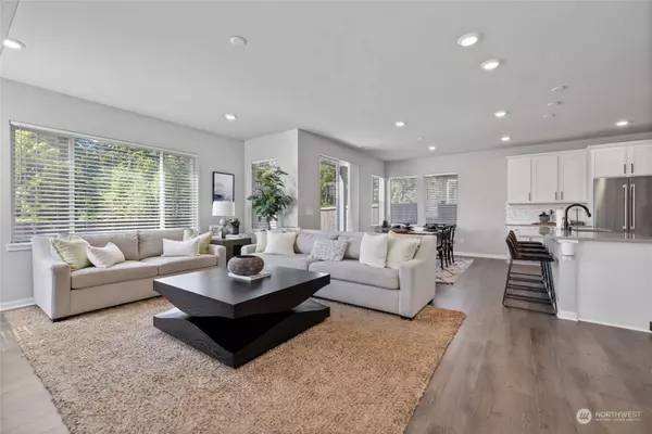 4682 Hibiscus CIR SW, Port Orchard, WA 98367