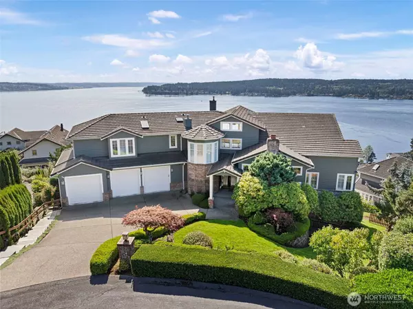 14 33rd Avenue Ct NW, Gig Harbor, WA 98335