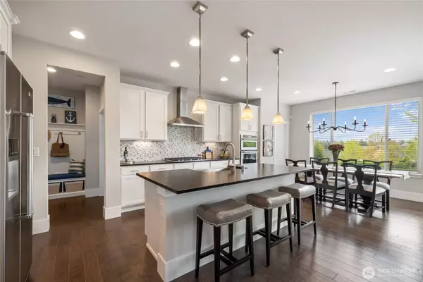 11076 Pershing PL, Gig Harbor, WA 98332