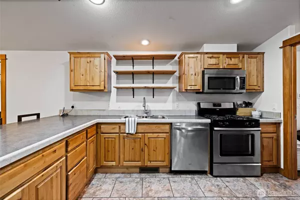 14016 139th Street Ct NW, Gig Harbor, WA 98329