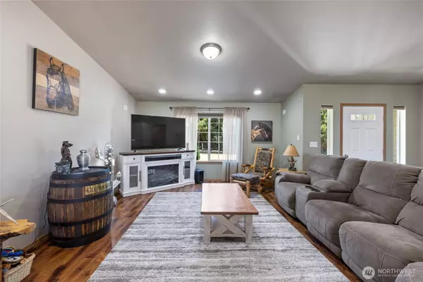 3746 163rd AVE SW, Tenino, WA 98589