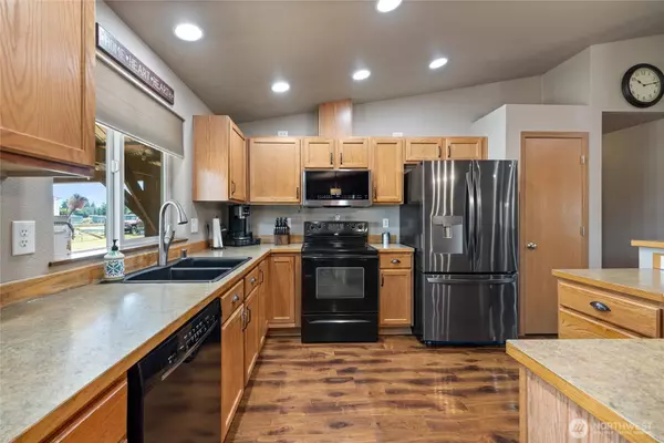 3746 163rd AVE SW, Tenino, WA 98589