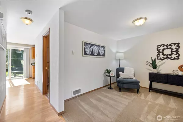 10803 168th AVE NW, Gig Harbor, WA 98329