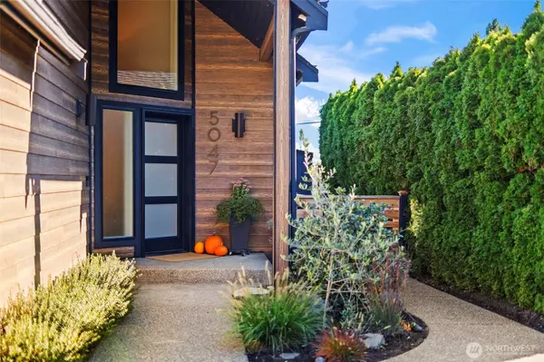 5047 N Mildred ST, Tacoma, WA 98407