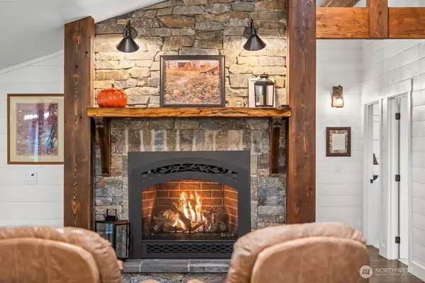 4821 Cedarwood LN NW, Gig Harbor, WA 98335