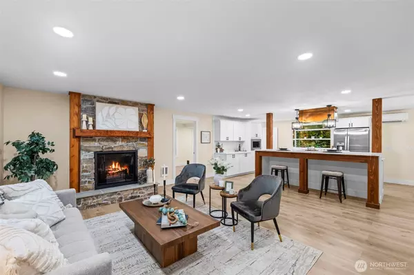 1037 9th AVE, Fox Island, WA 98333