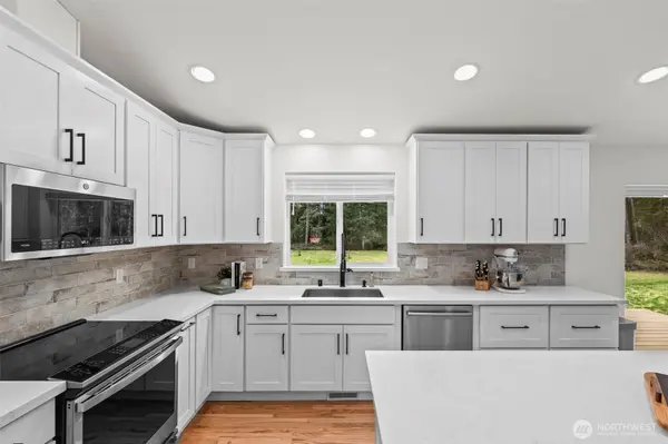 17506 144th ST NW, Gig Harbor, WA 98329