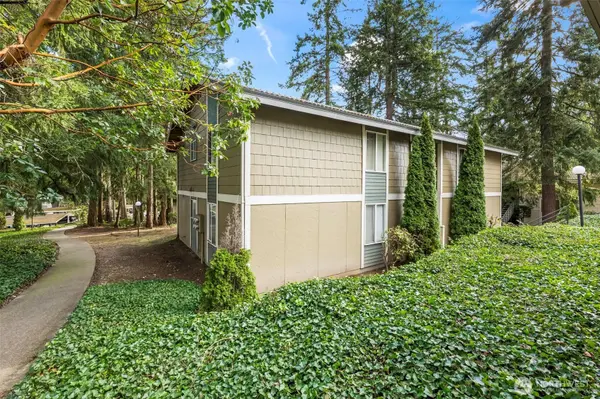 34120 1st PL S, Federal Way, WA 98003