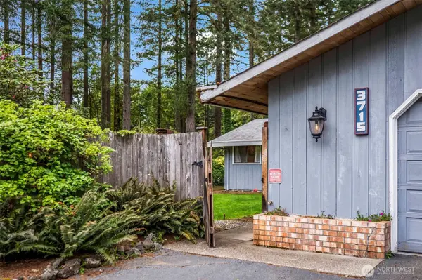 3715 122nd Street Ct NW, Gig Harbor, WA 98332