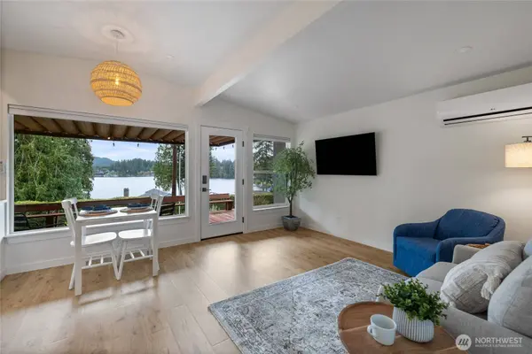 1125 W Lost Lake RD, Shelton, WA 98584