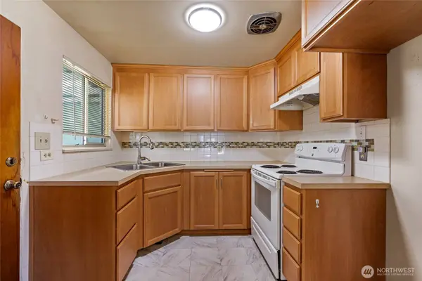 2202 S Melrose ST, Tacoma, WA 98405