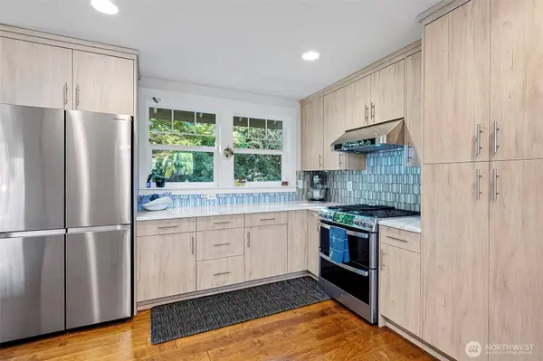 9312 Glencove RD NW, Gig Harbor, WA 98329