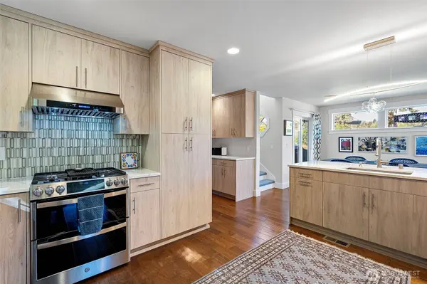 9312 Glencove RD NW, Gig Harbor, WA 98329