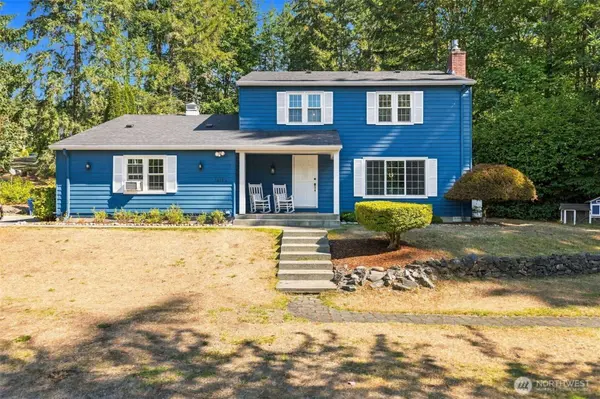 10323 Crescent Valley DR NW, Gig Harbor, WA 98332