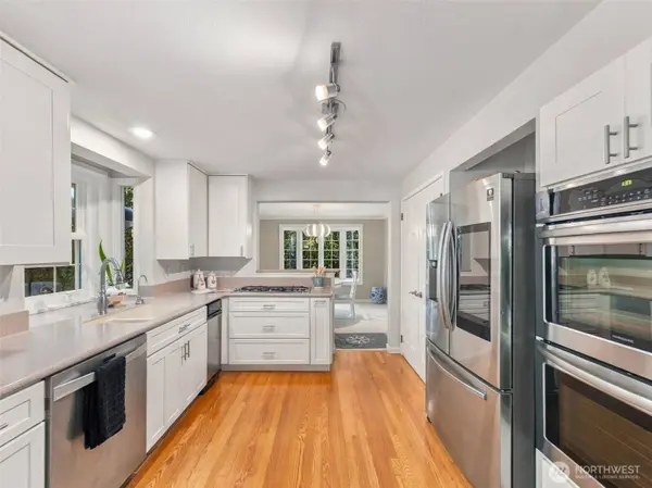 10323 Crescent Valley DR NW, Gig Harbor, WA 98332