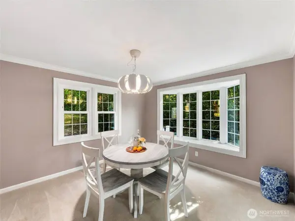 10323 Crescent Valley DR NW, Gig Harbor, WA 98332