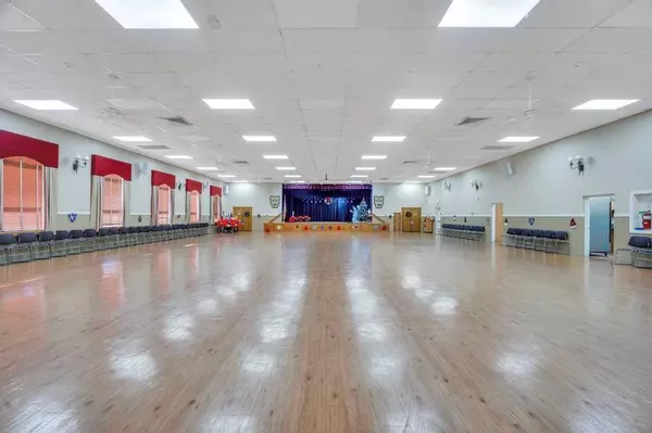 156 Falmouth CT #A, Ridge, NY 11961