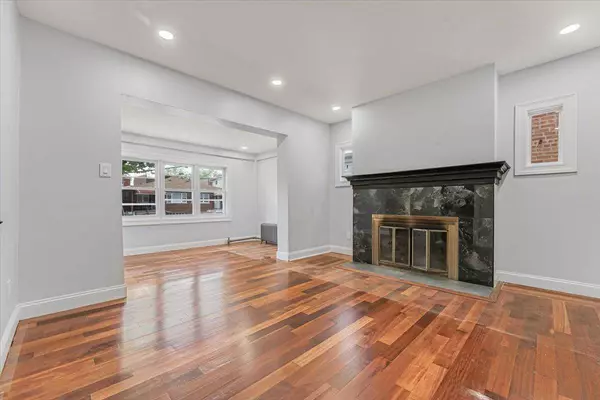 1704 Yates AVE, Bronx, NY 10461