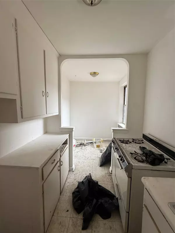 35-21 79th ST #4H, Jackson Heights, NY 11372