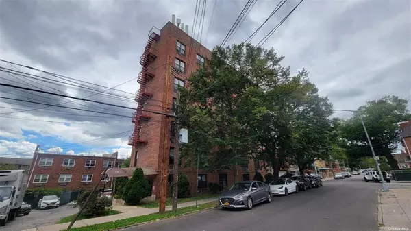 78-06 46th AVE #6C, Elmhurst, NY 11373