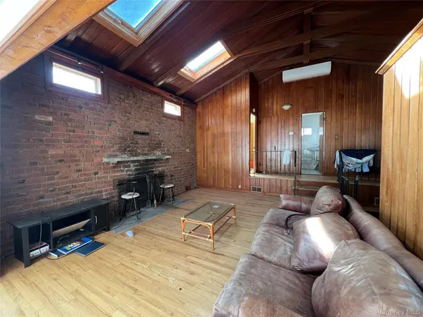 298 Old Albany Post RD, Garrison, NY 10524