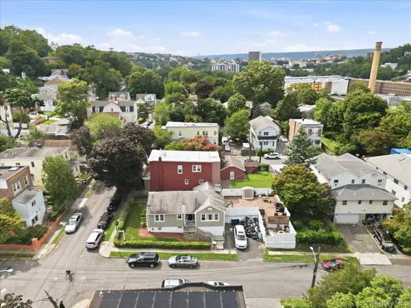 25 Coolidge AVE, Yonkers, NY 10701