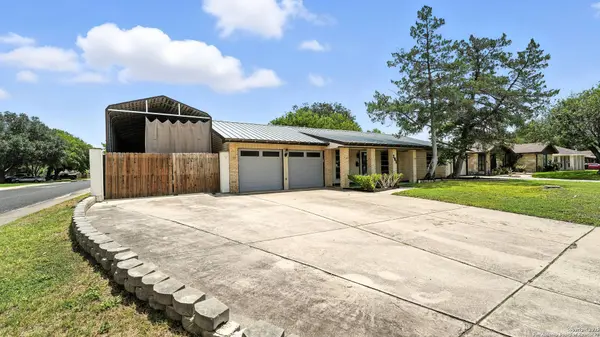 201 meadow, Schertz, TX 78154