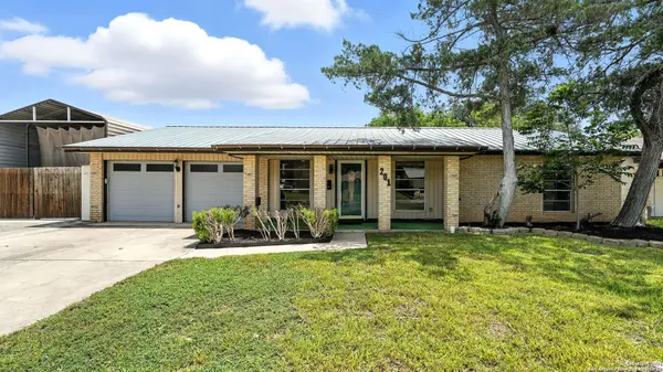 201 meadow, Schertz, TX 78154