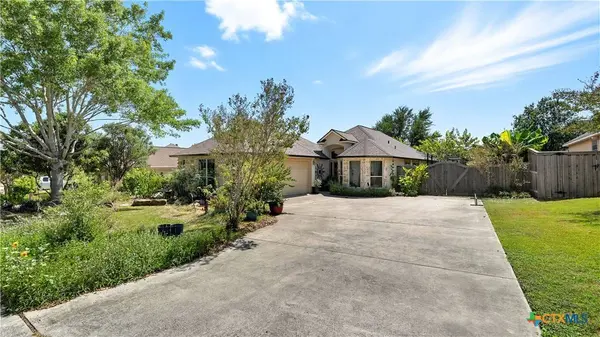 2326 N Ranch Estates BLVD, New Braunfels, TX 78130