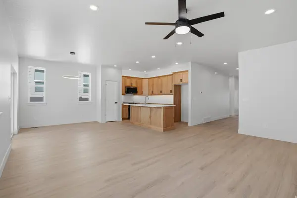 6309 W CAPE RIDGE LN, West Valley City, UT 84128