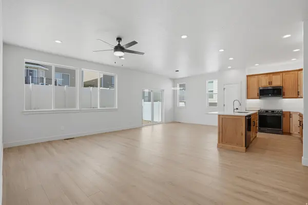 6309 W CAPE RIDGE LN, West Valley City, UT 84128
