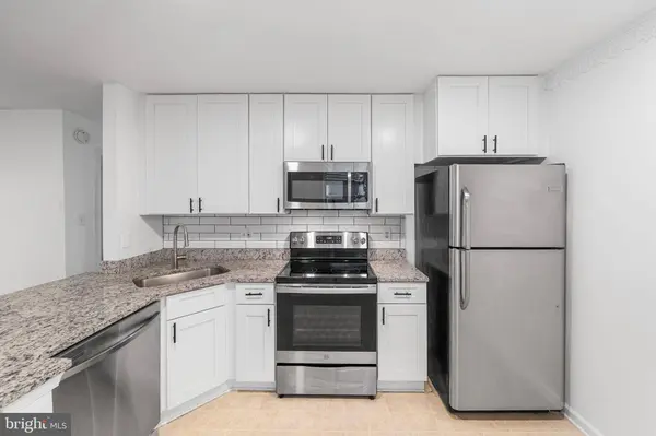 2912 YARLING CT, Falls Church, VA 22042