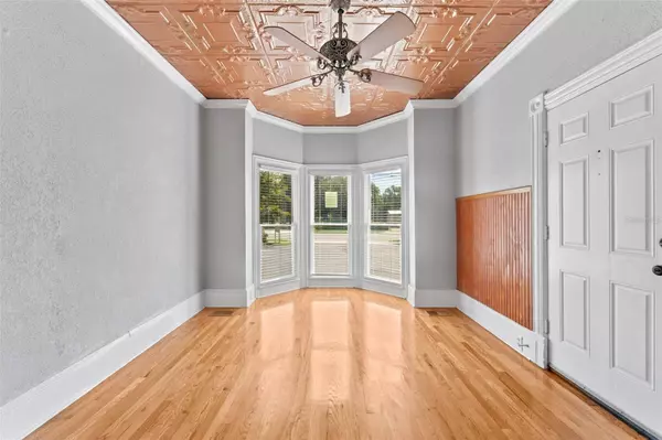 4206 NEBRASKA AVE N, Tampa, FL 33603