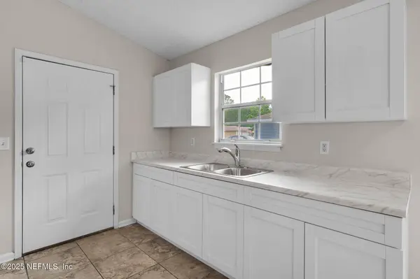 4036 ALFRED MILL AVE, Jacksonville, FL 32208