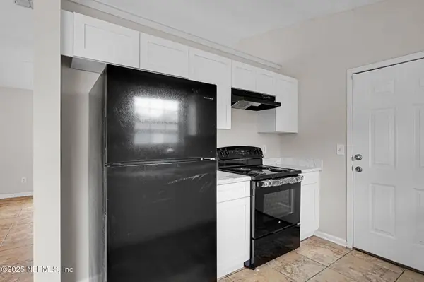 4036 ALFRED MILL AVE, Jacksonville, FL 32208