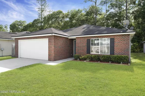 5651 VILLAGE POND CIR, Jacksonville, FL 32222