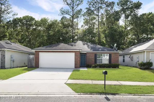 5651 VILLAGE POND CIR, Jacksonville, FL 32222