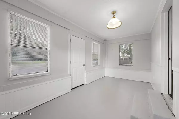 5456 TIMUQUANA RD, Jacksonville, FL 32210