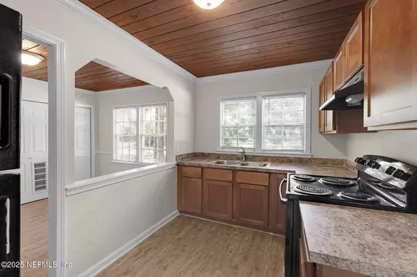 2814 DAVELL RD, Jacksonville, FL 32254