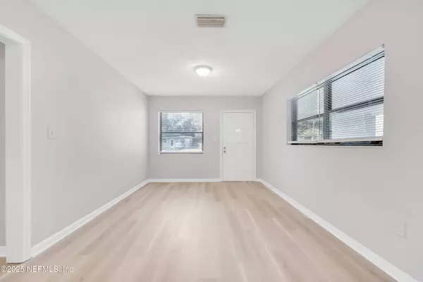 4768 BEVERLY CIR, Jacksonville, FL 32210