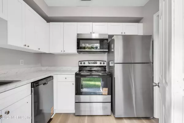 4768 BEVERLY CIR, Jacksonville, FL 32210