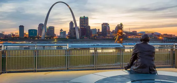 Attention St. Louis Homeowners: Protect Your Property with This FREE Fraud Alert Service,Kris Yoon