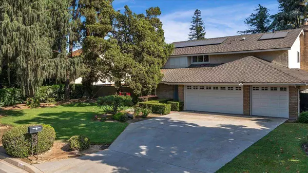 2693 W Browning, Fresno, CA 93711