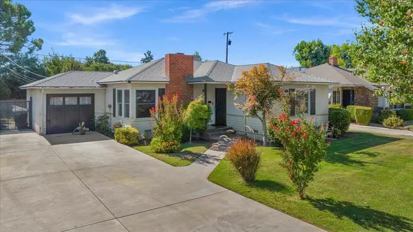 2835 N Vagedes AVE, Fresno, CA 93705