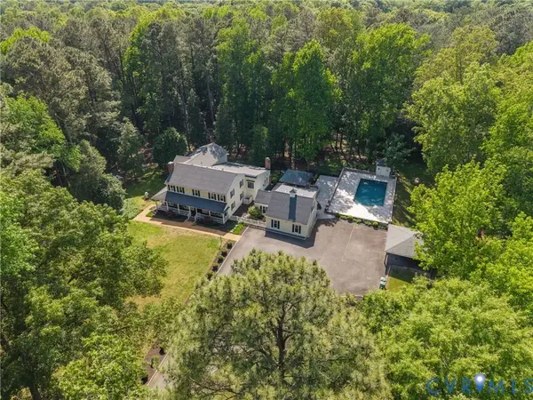 2412 Hampden ROW, Rockville, VA 23146