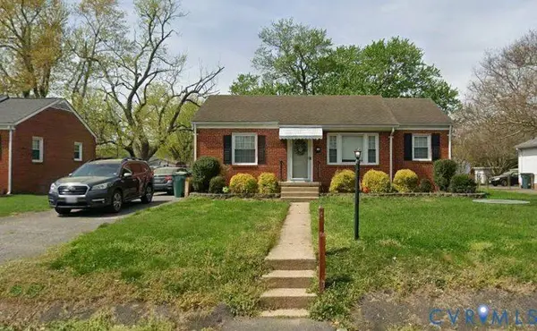 17 Eastlake DR, Sandston, VA 23150