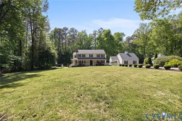 2412 Hampden ROW, Rockville, VA 23146
